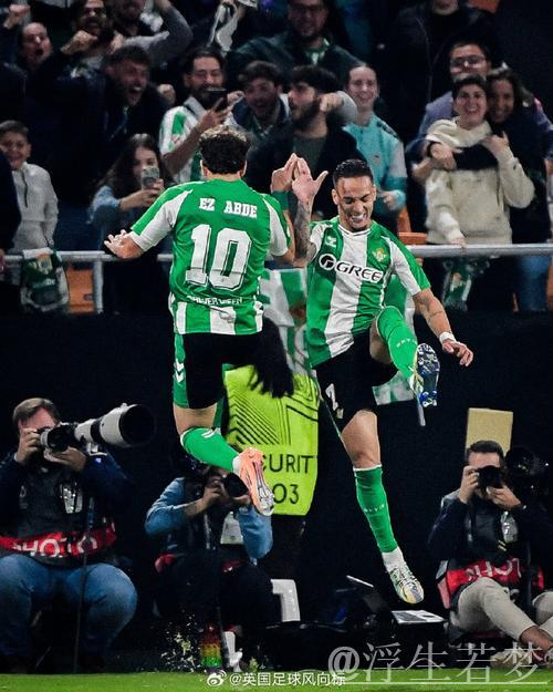 安东尼抵达贝蒂斯准备体检！免费租借细节揭晓，曼联省下150万