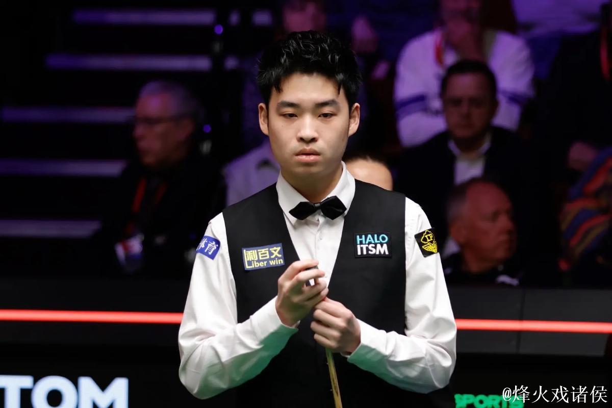 武汉公开赛：斯佳辉两破百 5-2击败马奎尔挺进八强