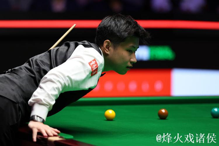 斯诺克冠中冠赛:赵心童2-6不敌特鲁姆普 无缘决赛 斯诺克冠中冠赛:赵心童2-6不敌特鲁姆普 无缘决赛